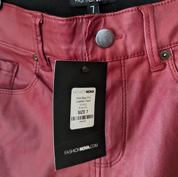 NWT Fashion Nova Leather Look Dark Red Stretch "She Bad" Jeans - Size 7 - Picture 3 of 3